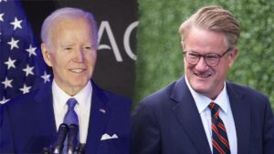 Joe Scarborough nói ban tham mưu của Tổng thống Biden từng yêu cầu ông 'cư xử tốt đẹp' hơn với Tổng thống 16 Joe Scarborough nói ban tham mưu của Tổng thống Biden từng yêu cầu ông ‘cư xử tốt đẹp’ hơn với Tổng thống