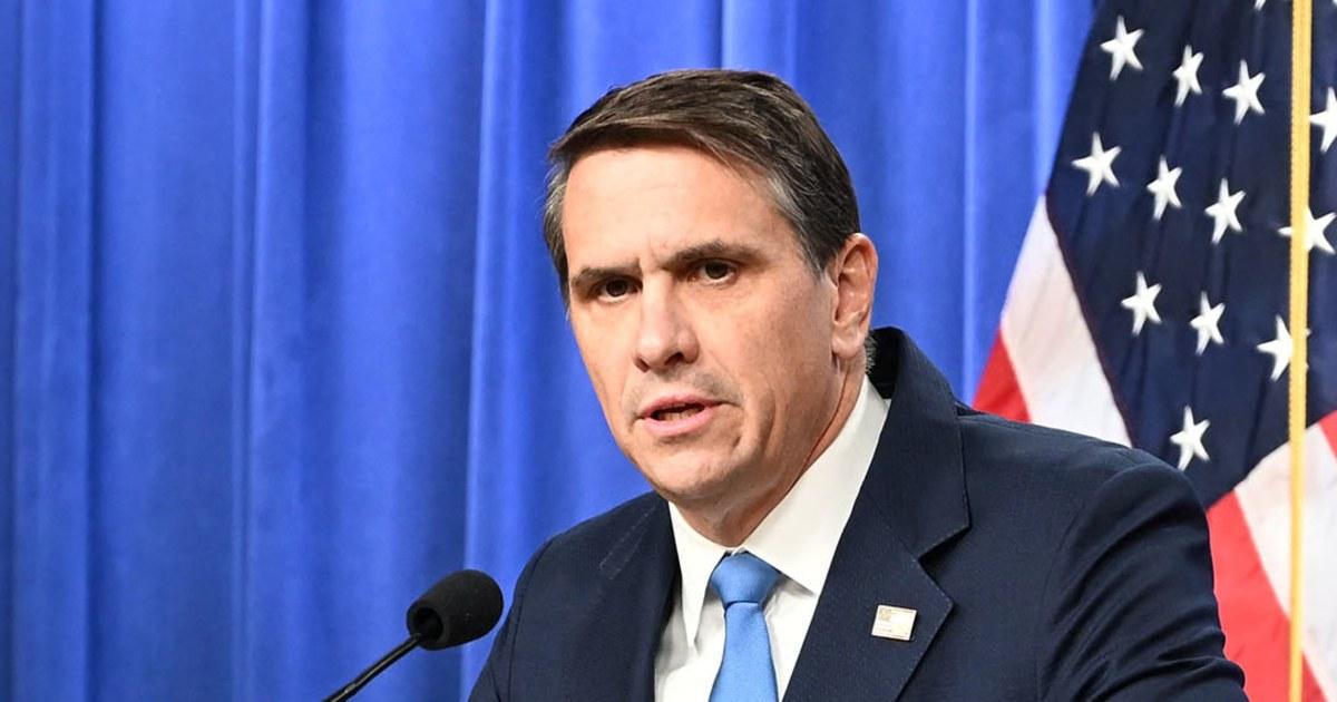 Bộ Tư Pháp Hoa Kỳ Công Bố Hàng Triệu Trang Hồ Sơ Vụ Jeffrey Epstein 1 blanche v e24tv5