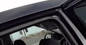 Cảnh sát Colorado tìm thấy thiếu niên mất tích trong xe ăn cắp