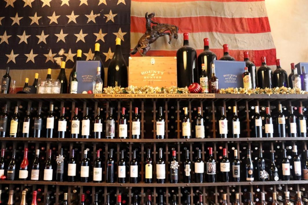 Ngành công nghiệp rượu đối mặt nhiều thách thức, cần thay đổi để tồn tại 1 bs 121923 BBQ6