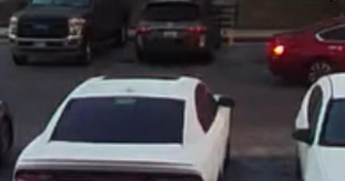 Hàng xóm cứu gia đình khỏi đám cháy ở Baltimore 1 burning house ll1m7m