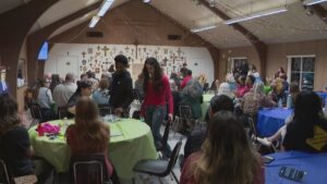 Học sinh Sterling HS Tổ chức Họp Dân về An Toàn Trường học