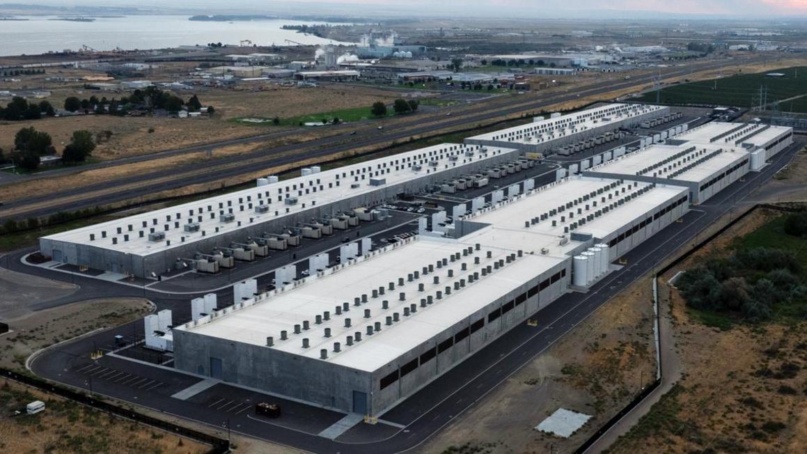 c81180eb 6548 4b99 8cea