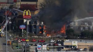 Cháy lớn tại khách sạn gần Channelview