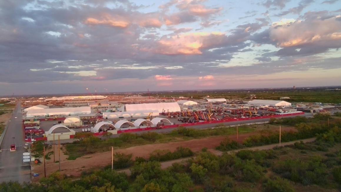 c99521cd a7f7 44a0 afe6