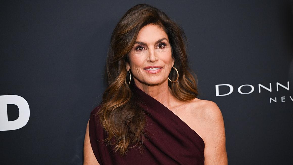 cindy crawford wwd fashion awards