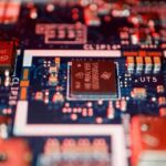 Tổng Thống Donald Trump áp thuế 25% lên chip bán dẫn, kèm điều kiện