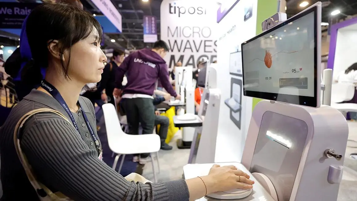 10 Sản Phẩm Công Nghệ Y Tế &#8216;Hút Khách&#8217; Nhất Tại CES 2026