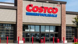 Giờ giấc các cửa hàng tạp hóa trong dịp Năm Mới