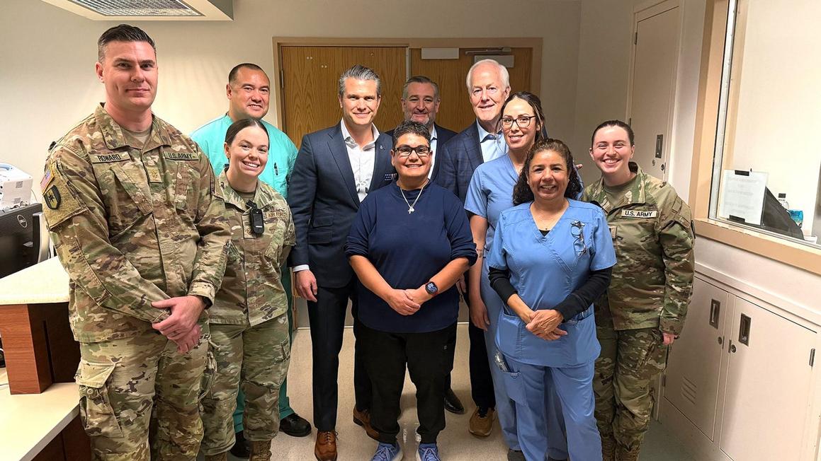 cruz hegseth visit injured troops maduro capture 001