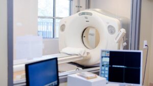 Bác Sĩ Ben Carson: Bệnh Nhân Không Nên Sợ Thành Kiến Chính Trị Trong Chăm Sóc Y Tế 5 Bác Sĩ Ben Carson: Bệnh Nhân Không Nên Sợ Thành Kiến Chính Trị Trong Chăm Sóc Y Tế