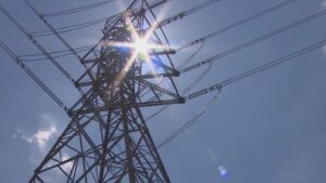 Trung Tâm Điện Lực và ERCOT Sẵn Sàng Ứng Phó Cơn Bão Mùa Đông Cuối Tuần