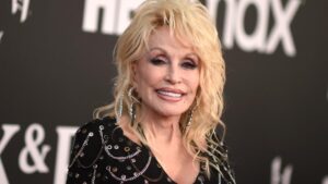 Dolly Parton vắng mặt tại lễ kỷ niệm sinh nhật tuổi 80