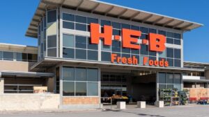 HE-B mở cửa trong thời tiết mùa đông? Xem giờ hoạt động của cửa hàng địa phương cho cuối tuần này