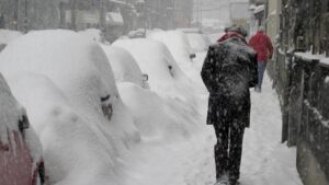 Bão tuyết là gì? Nó còn hơn cả tuyết rơi 9 Bão tuyết là gì? Nó còn hơn cả tuyết rơi