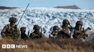 Tổng Thống Donald Trump muốn ‘mua’ Greenland bằng vũ lực?