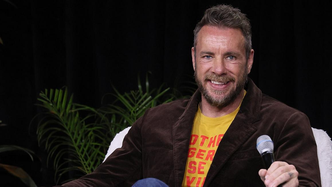 Dax Shepard muốn trả tiền để con gái đông lạnh trứng khi 18 tuổi 1 dax shepard yellow shirt