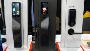 Ổ Khóa Thông Minh Không Dùng Pin Gây Sốt tại CES 2026