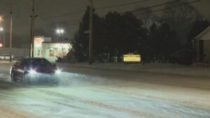 Bão Tuyết và Lạnh Giá Khủng Khiếp Bao Trùm Nửa Nước Mỹ, Hơn 14.000 Chuyến Bay Bị Hủy