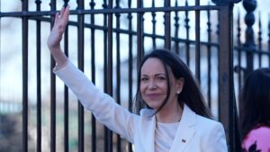 Nhà lãnh đạo đối lập Venezuela trao huy chương Nobel cho Tổng Thống Donald Trump