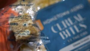 Texas đề xuất tăng phí cấp phép lên 13,000% đối với các nhà bán lẻ THC 32 Texas đề xuất tăng phí cấp phép lên 13,000% đối với các nhà bán lẻ THC