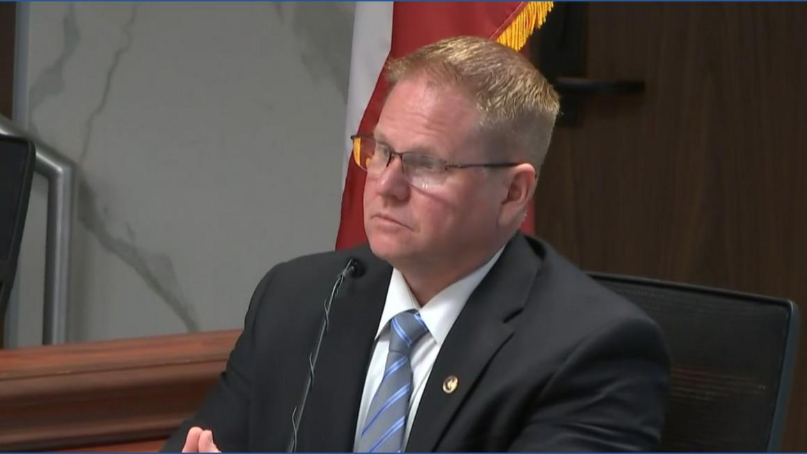 ed201f2c 2c00 433e 8058