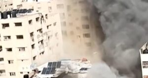 Quan tòa ra lệnh trả tự do cho bé trai 5 tuổi bị cơ quan di trú giam giữ ở Minnesota