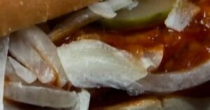 Vụ kiện cáo buộc McDonald's McRib không dùng thịt sườn thật 20 Vụ kiện cáo buộc McDonald’s McRib không dùng thịt sườn thật