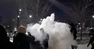 Thêm nhiều nhân viên di trú đến Minneapolis