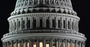 Hạ Viện Hoa Kỳ Sẽ Bỏ Phiếu Về Việc Mở Cửa Lại Chính Phủ Vào Thứ Hai