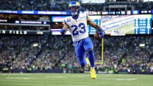 Tường thuật trực tiếp: Rams bị dẫn trước Seahawks trong hiệp một, tranh vé Super Bowl 2 Tường thuật trực tiếp: Rams bị dẫn trước Seahawks trong hiệp một, tranh vé Super Bowl