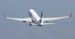 Chuyến bay từ Amsterdam đến Houston phải hạ cánh ở Iceland vì trục trặc