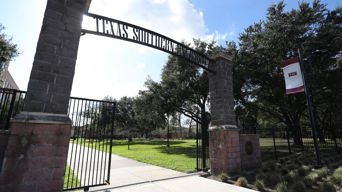 gettyimages 1258951469 scaled 1