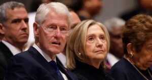 Clinton từ chối lệnh triệu tập về vụ Epstein