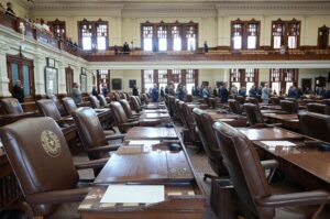 Dân biểu Texas bị phạt hơn 9,000 USD vì bỏ phiếu vắng mặt