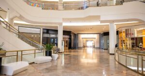 Trung tâm Thương mại Lớn Nhất San Francisco Đóng Cửa Sớm Hơn Dự Kiến