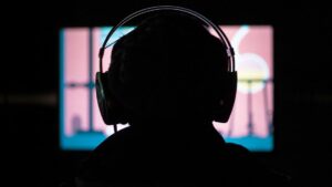 Thượng Viện thông qua luật cấm deepfake sex, mở đường cho người dân kiện