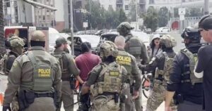 Hạt Los Angeles thông qua kế hoạch ‘Vùng cấm ICE’