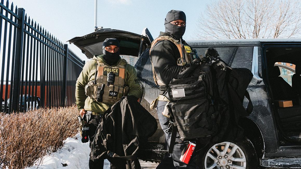 ice immigration protests federal agents 03