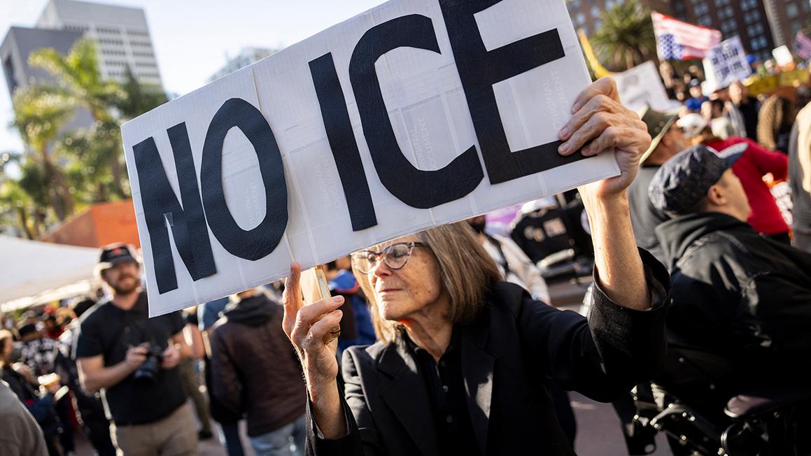 ice la protest 2