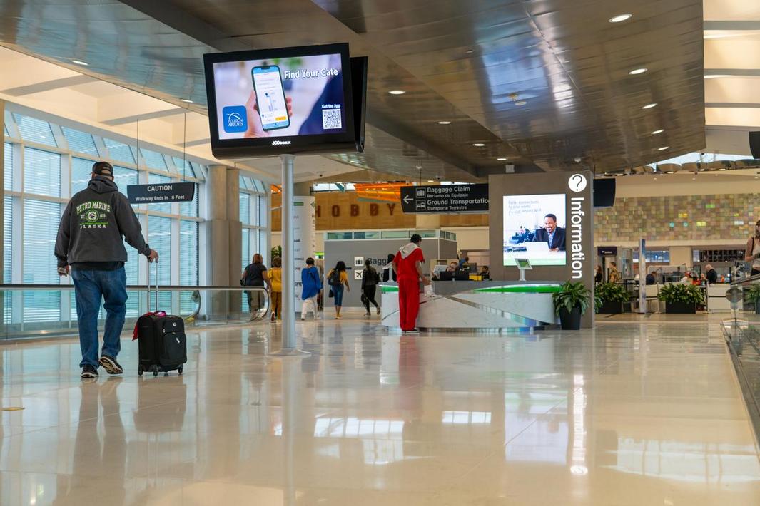 Hệ thống sân bay Houston hủy bỏ Trung tâm Điều hành Khẩn cấp do Bão Mùa đông 1 image 1