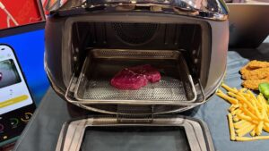 Lò nướng thông minh: Đơn giản hóa thay vì làm phức tạp?