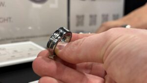 Vòng đeo thông minh Vocci AI: ‘Trợ lý’ ghi âm tại nơi làm việc