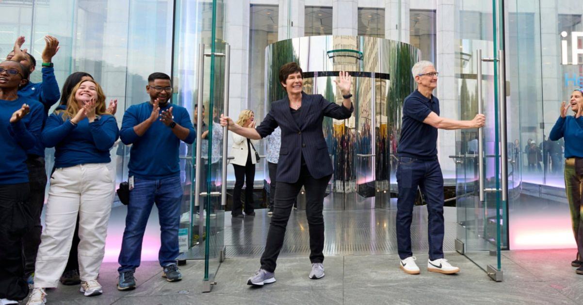 iphone 16 launch apple tim cook