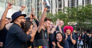 Apple tiết lộ có 2.5 tỷ thiết bị đang hoạt động trên toàn cầu 13 Apple tiết lộ có 2.5 tỷ thiết bị đang hoạt động trên toàn cầu