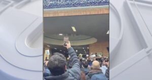 Nỗi lo của người Mỹ gốc Iran khi biểu tình ở quê nhà