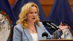 Cựu quan chức giáo dục Wyoming tranh cử vào Hạ viện Hoa Kỳ