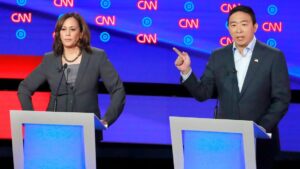 Andrew Yang tố cáo chiến dịch của Kamala Harris đưa tên ông vào danh sách đen 3 Andrew Yang tố cáo chiến dịch của Kamala Harris đưa tên ông vào danh sách đen