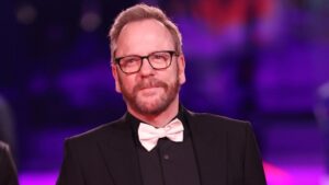 Kiefer Sutherland tái xuất: Vướng vòng lao lý sau xô xát với tài xế