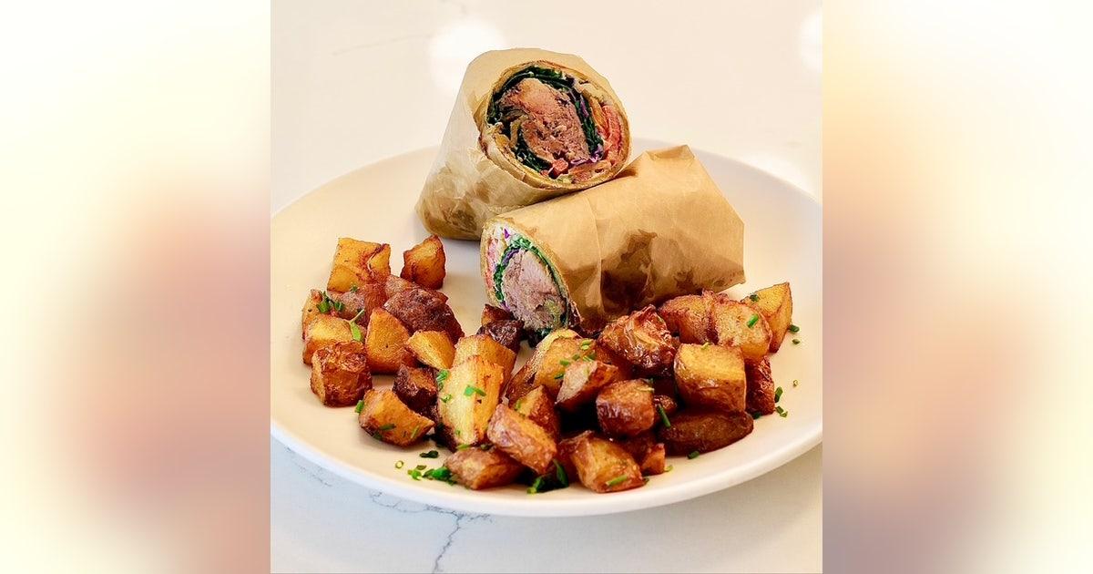 Chào mừng Tháng Súp Quốc gia với Kriti Kitchen 1 lamb wrap kritis kitchen